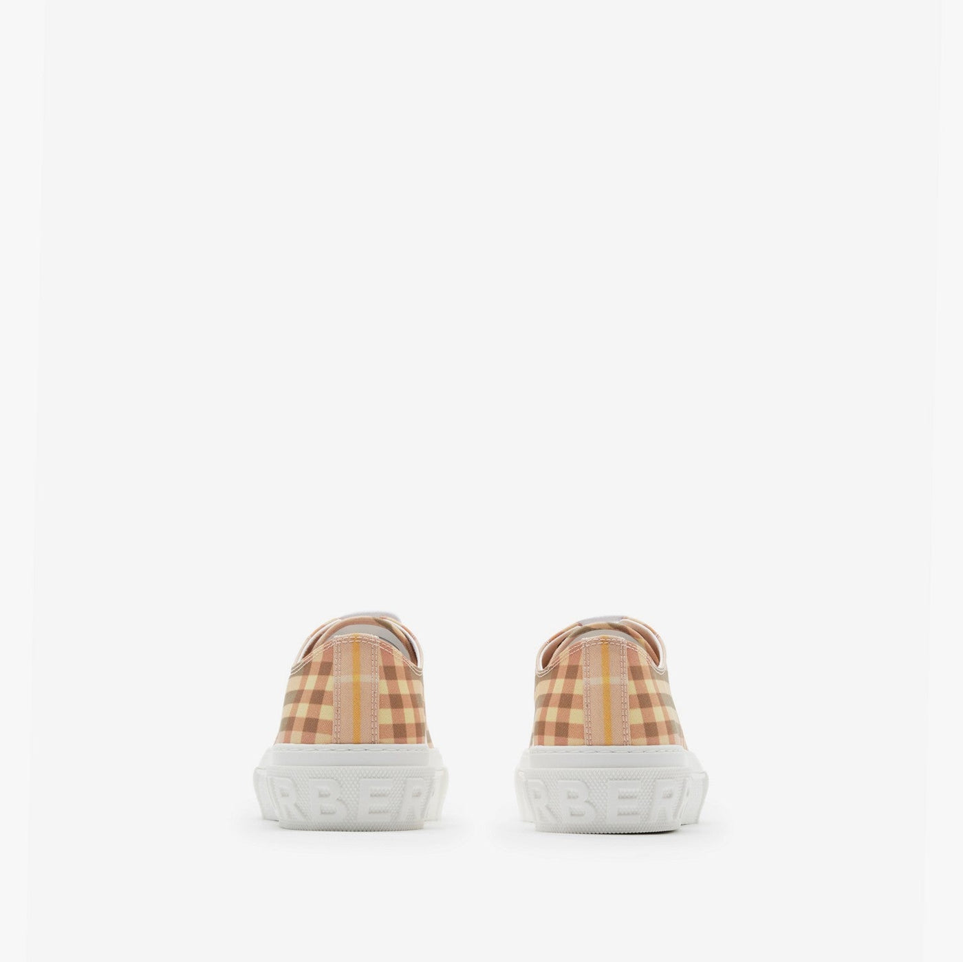 Sneaker in check