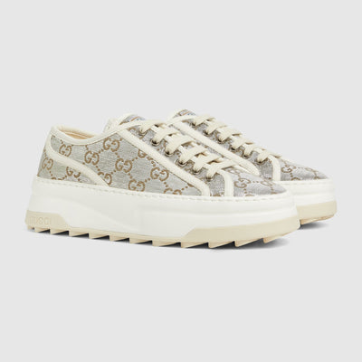 Women's sneakers
