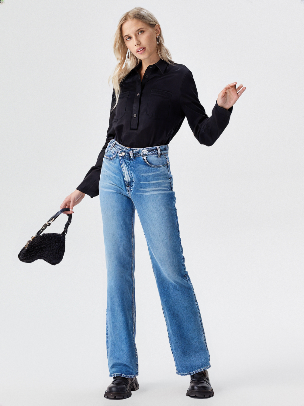 Asymmetric baggy jeans