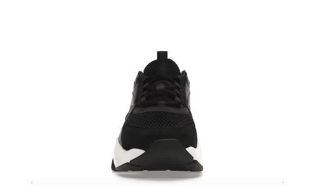 B22 Black