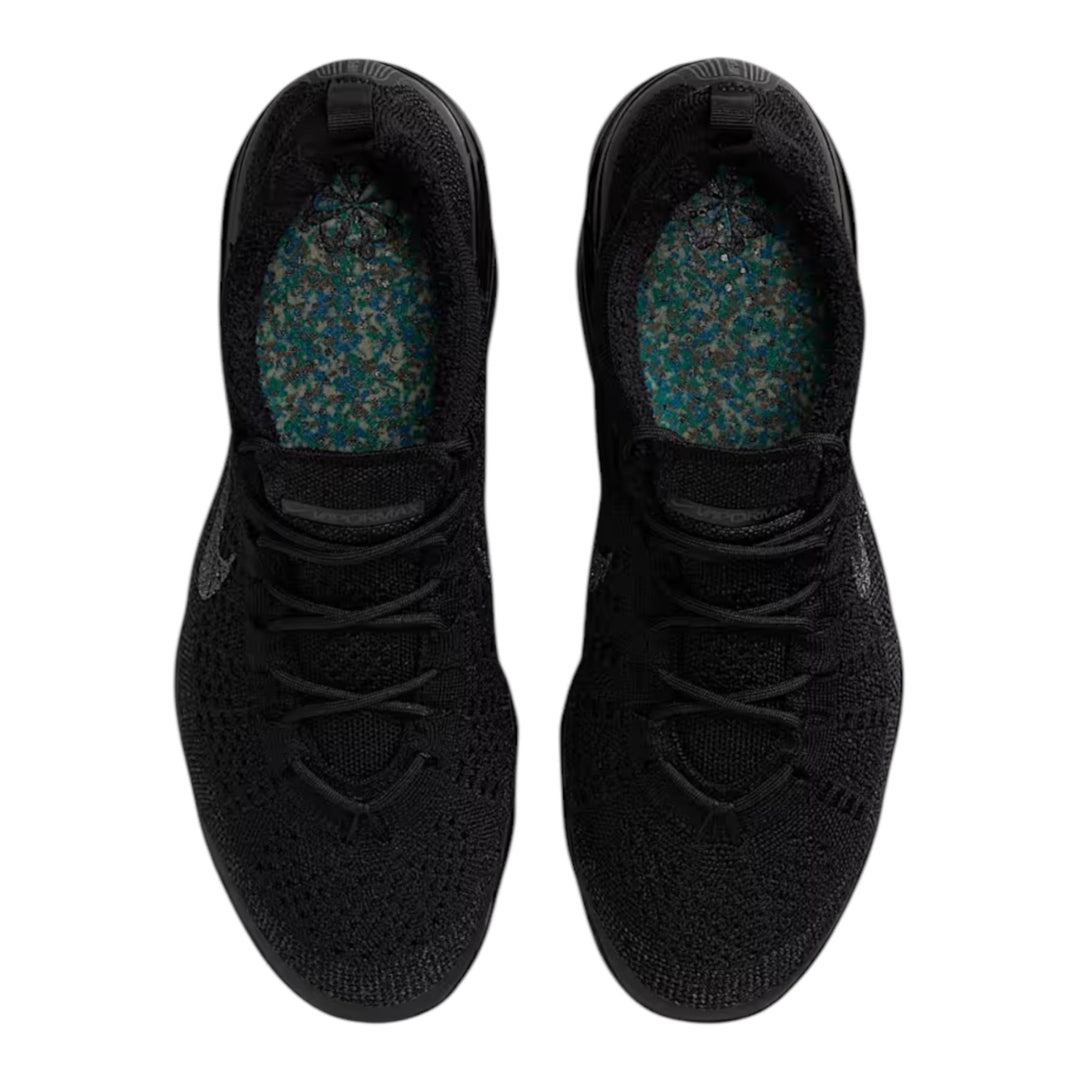 "NN" SNEAKER
