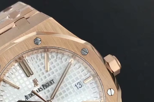 Luxury Watch 2