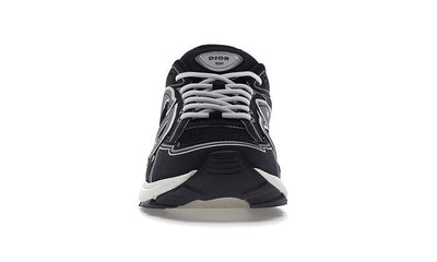B30 Black White