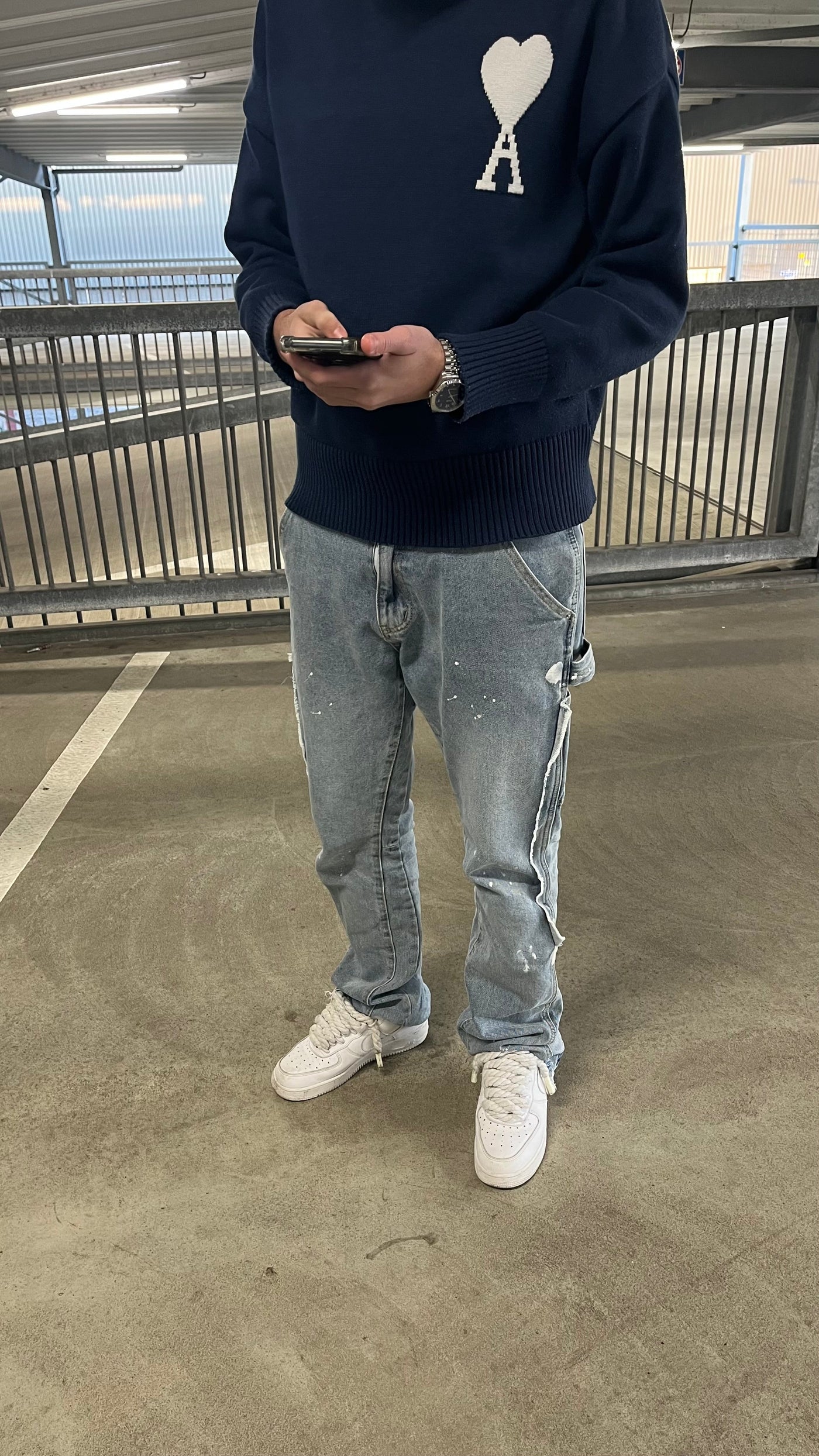 HEART SWEATER