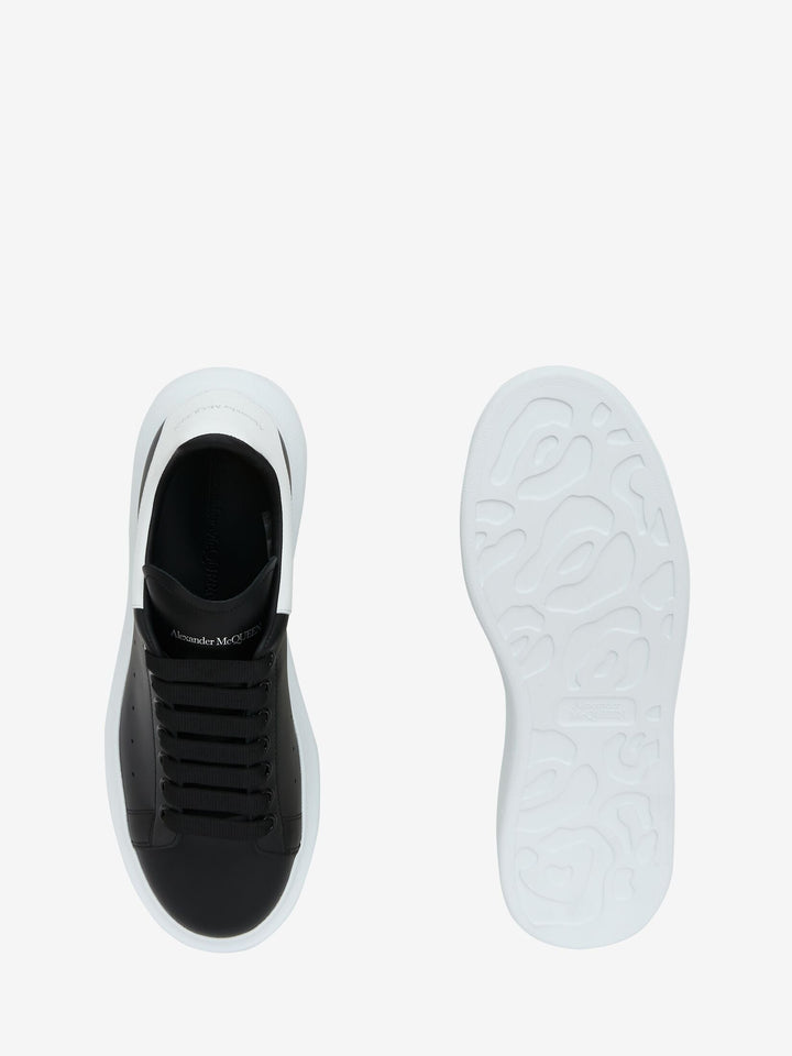 Oversized sneakers