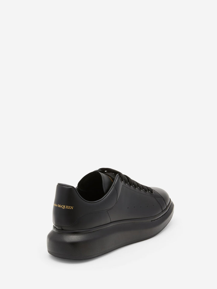 Oversized sneakers