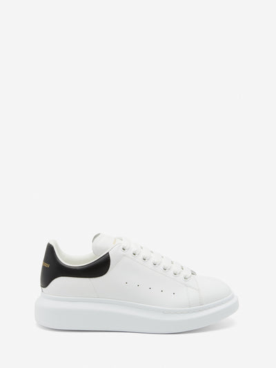 Oversized sneakers