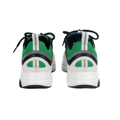 B22 White Green