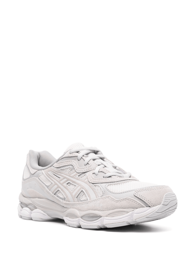 Runner White