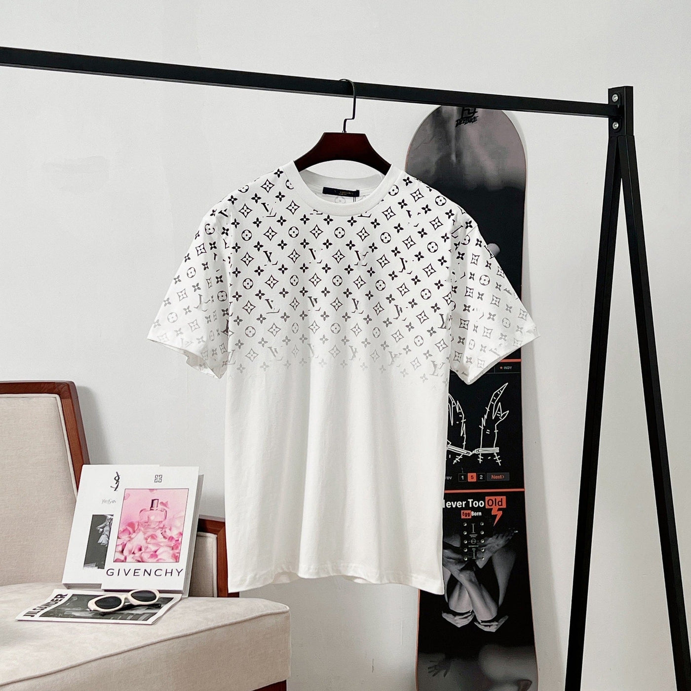 Lou' Style Tee